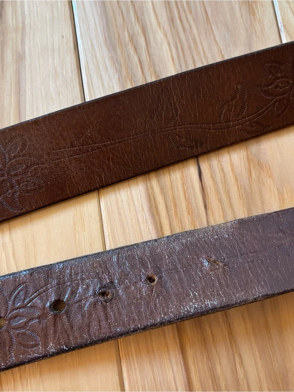 Vintage Brown Tooled Floral Leather Belt
